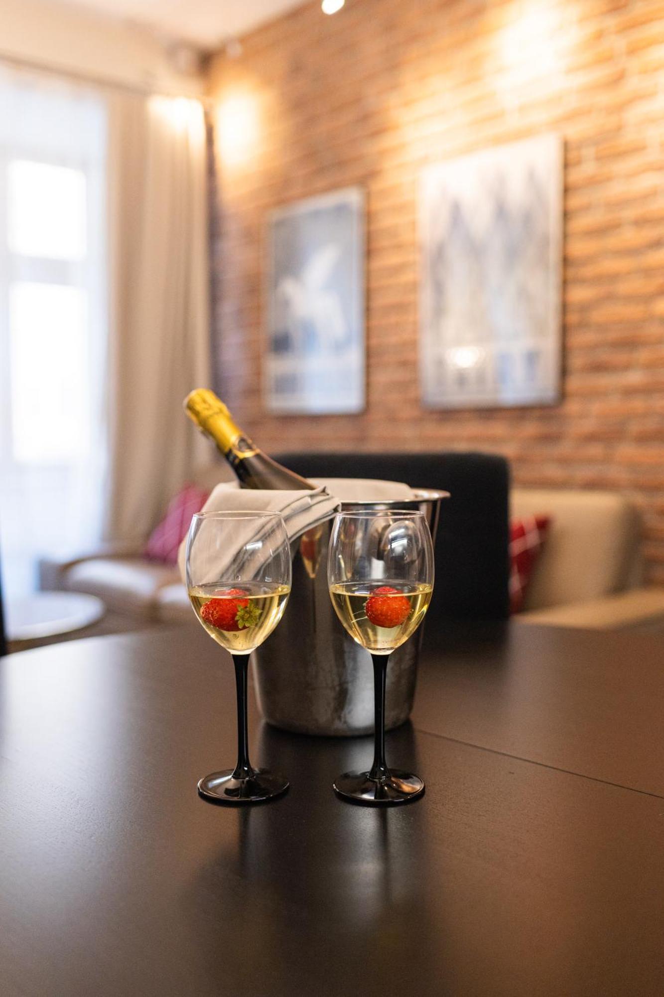 Lux Apartmenty - Old City Красков Екстериор снимка