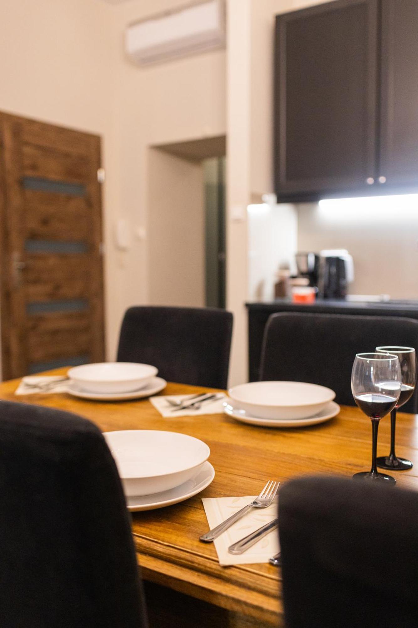Lux Apartmenty - Old City Красков Екстериор снимка