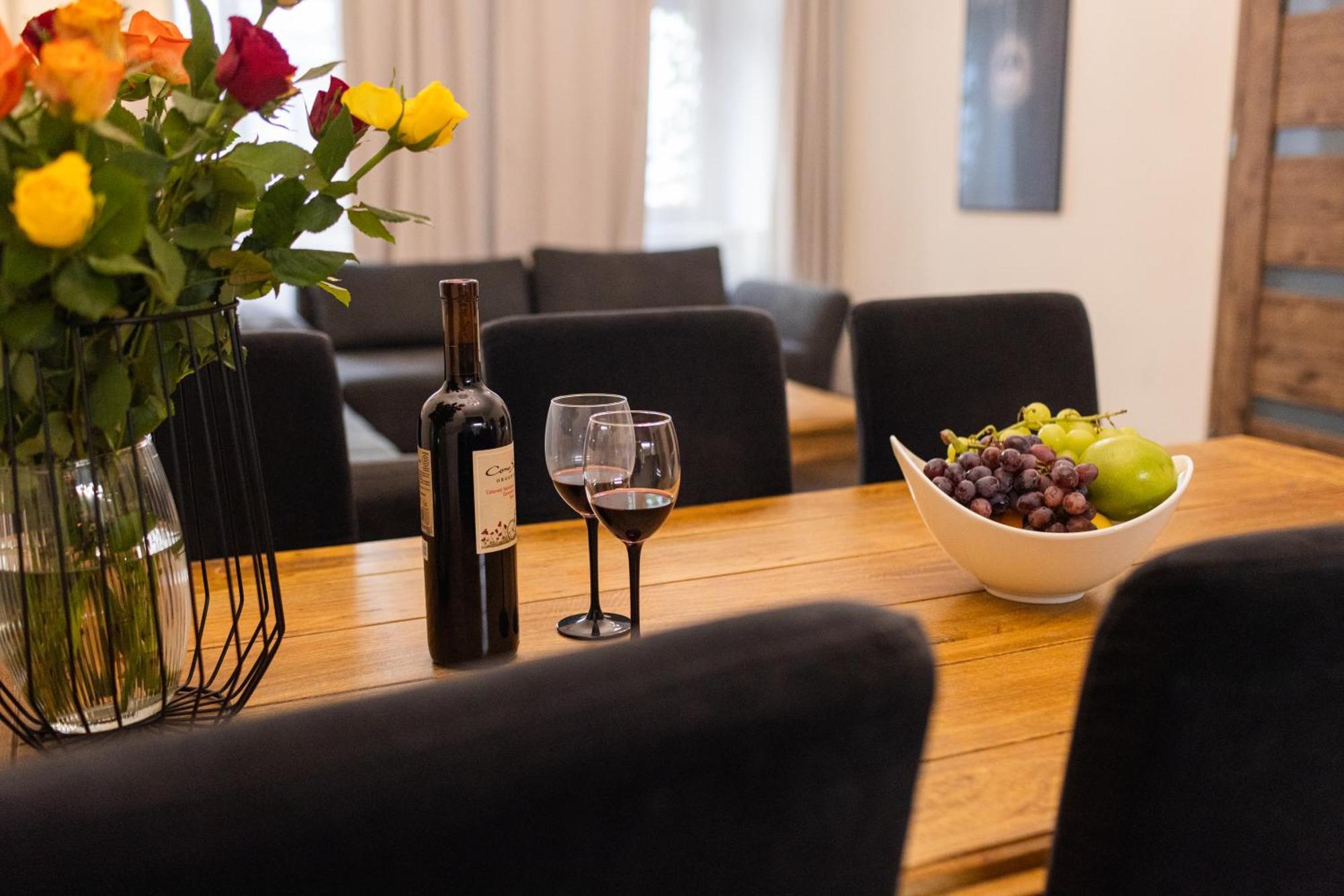 Lux Apartmenty - Old City Красков Екстериор снимка
