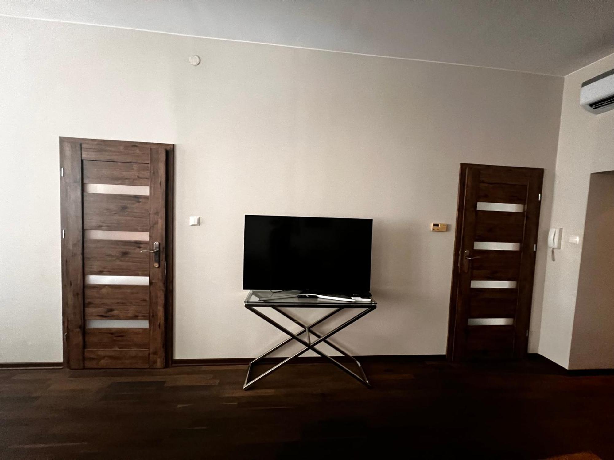 Lux Apartmenty - Old City Красков Екстериор снимка